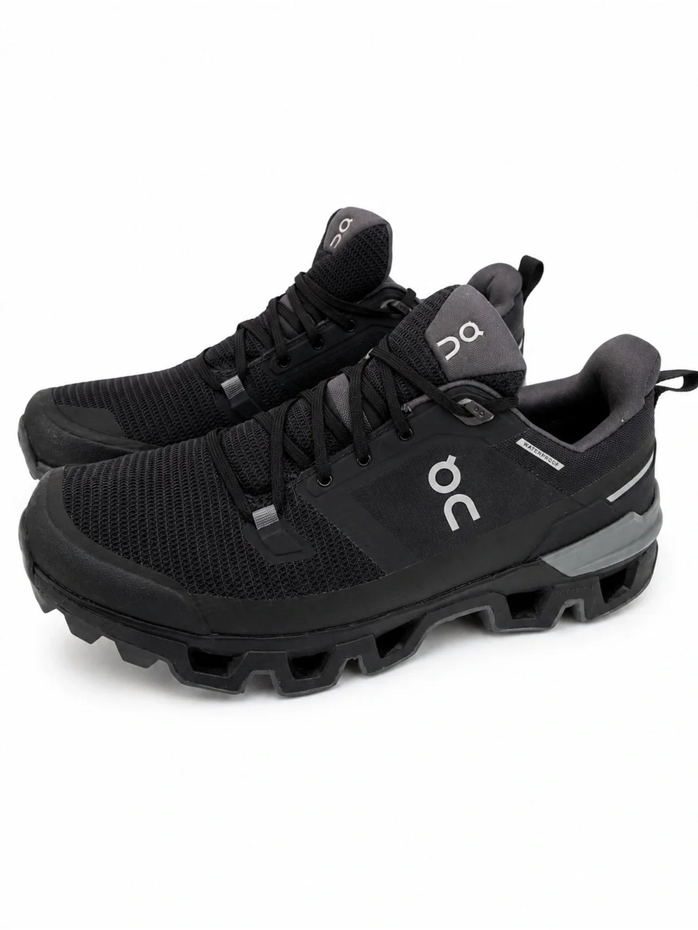On Cloudwander Waterproof Hiking Trail Shoes Black Women’s Size 9